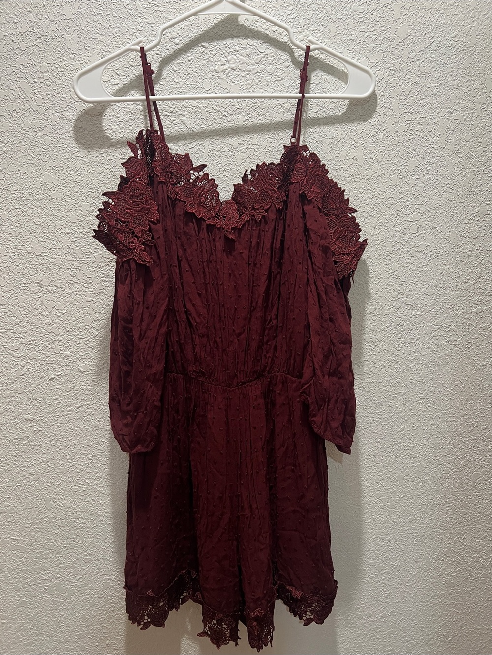 Lace-Trim Cold Shoulder Burgundy Romper